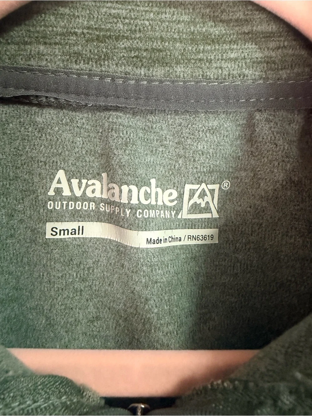 Avalanche Men's Heathered Green Half-Zip Pullover Sweater